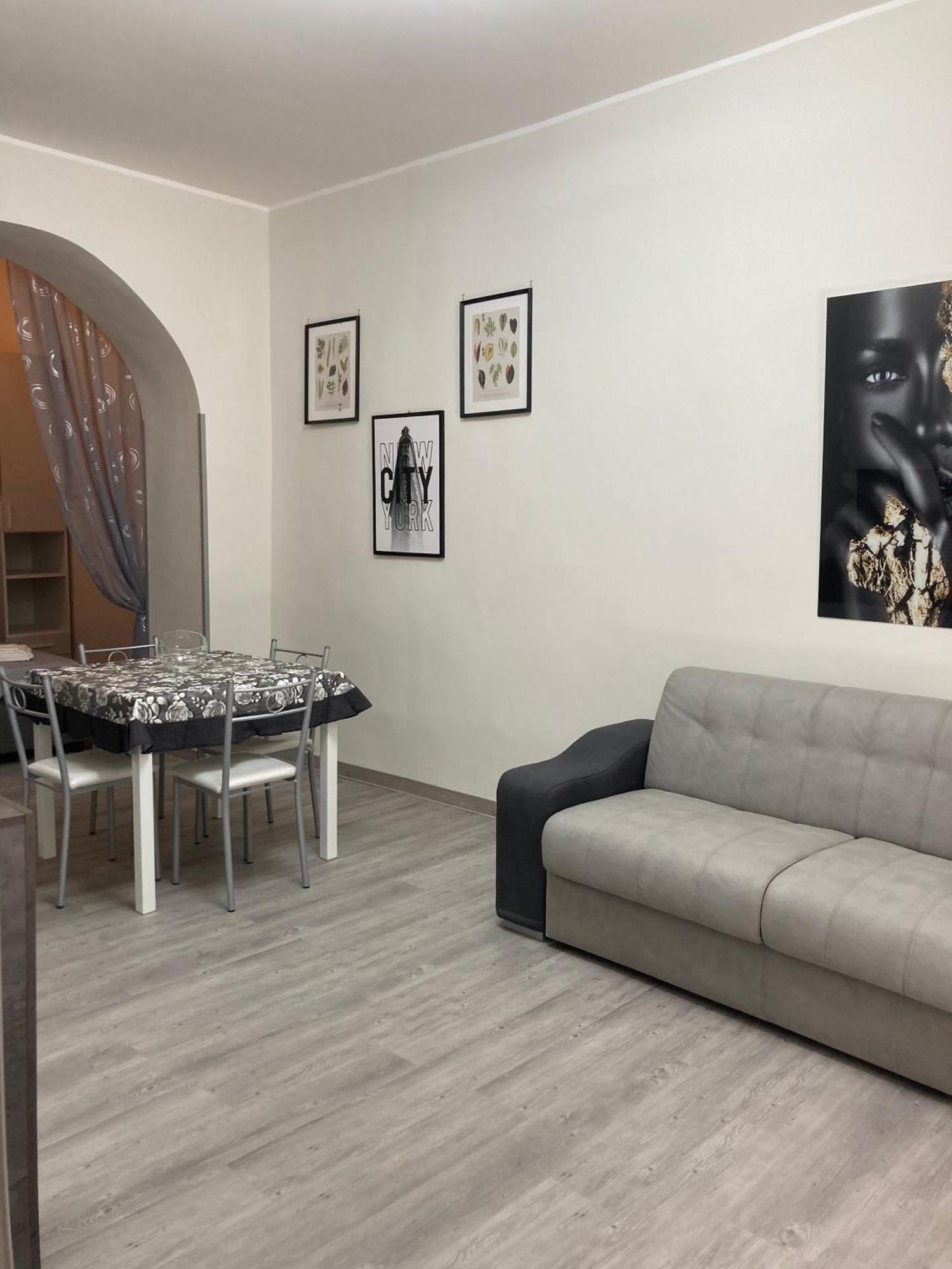 Appartement Dimora Gelso Napels